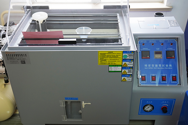 Salt-spray-test-machine